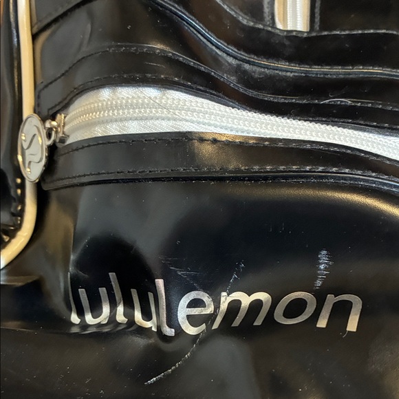 Lululemon Athletica Black Bag with Dragonfly Accent👵MT - Picture 2 of 6